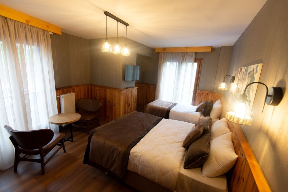 Habitación triple Confort con vista a la montaña Ayder Koru Hotel