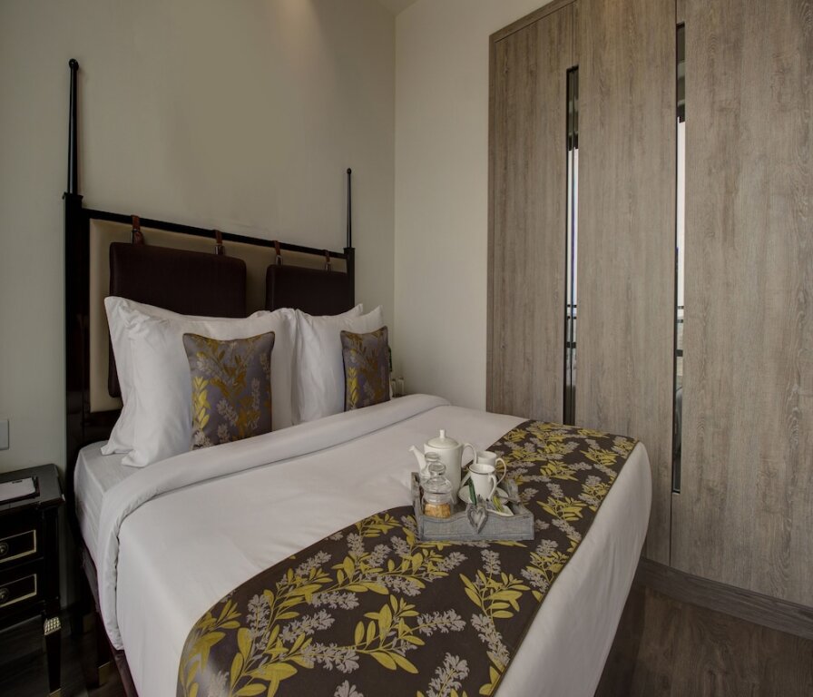Suite Premium Rhythm Gurugram, Hotel and Suites Gurgaon