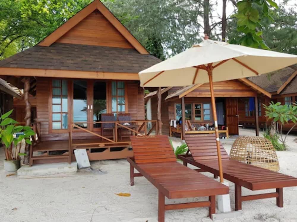 Bungalow avec balcon Lipe Beach Resort