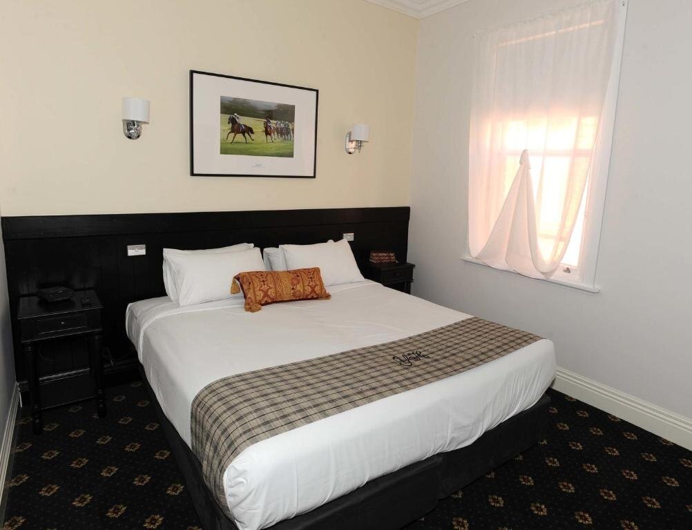 Suite Deluxe The Yarrawonga Hotel