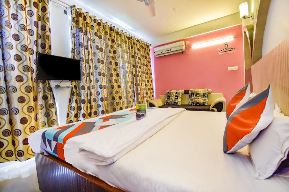 Deluxe Zimmer FabHotel Malhar Palace