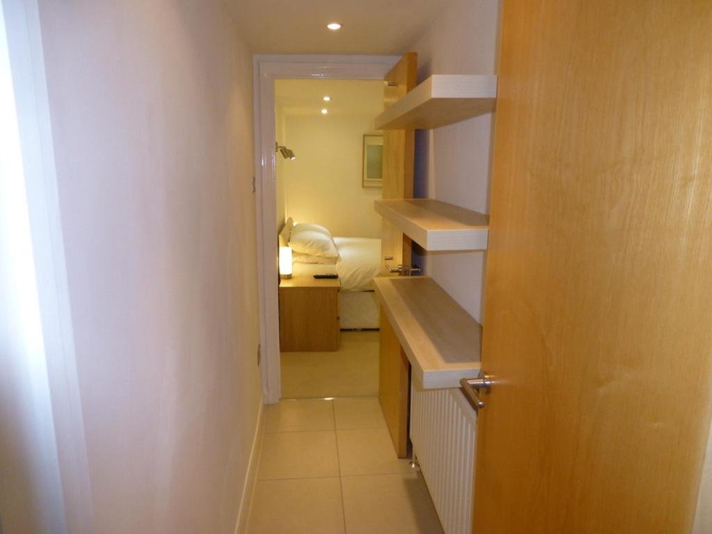 1 Bedroom Basement Apartment Earle House Serviced Apartments