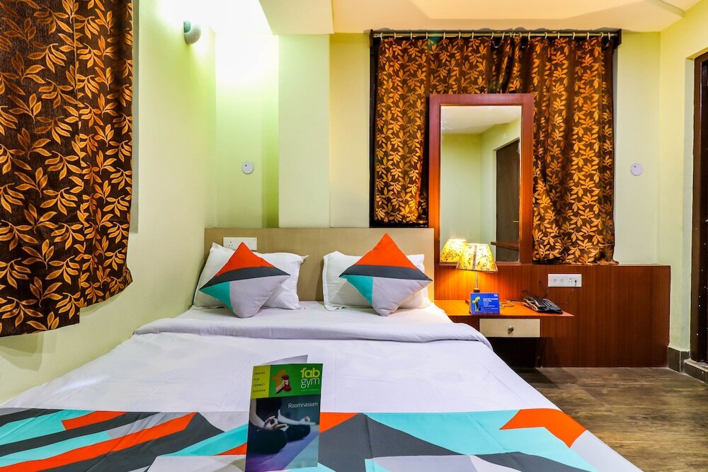 Premium Zimmer FabExpress Lavanya Retreat