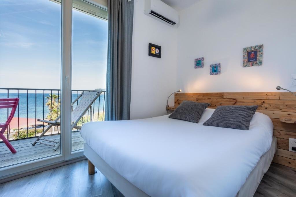 Habitación doble Económica con vista al mar Hôtel Almanarre Plage - Hôtel Eco-Responsable face à la mer
