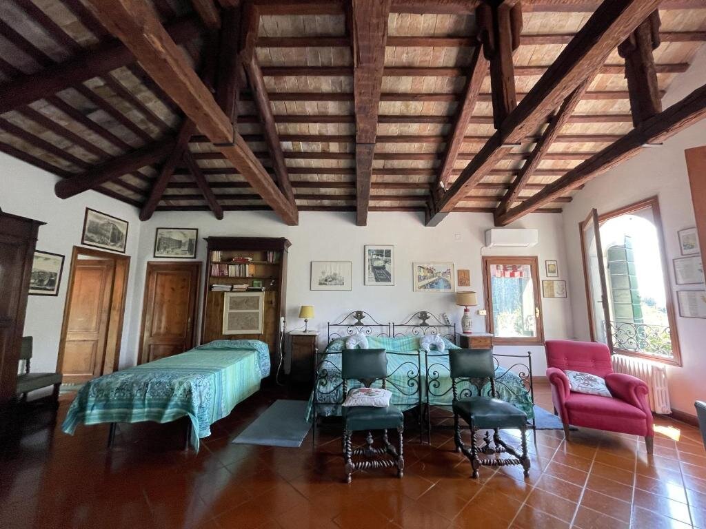 Standard Triple attic room with balcony and with view Villa Gradenigo
