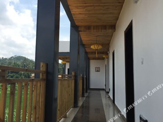 Linxi Inn 丘北