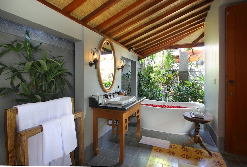 1 Bedroom Villa with balcony Aradhana Villas by Ekosistem