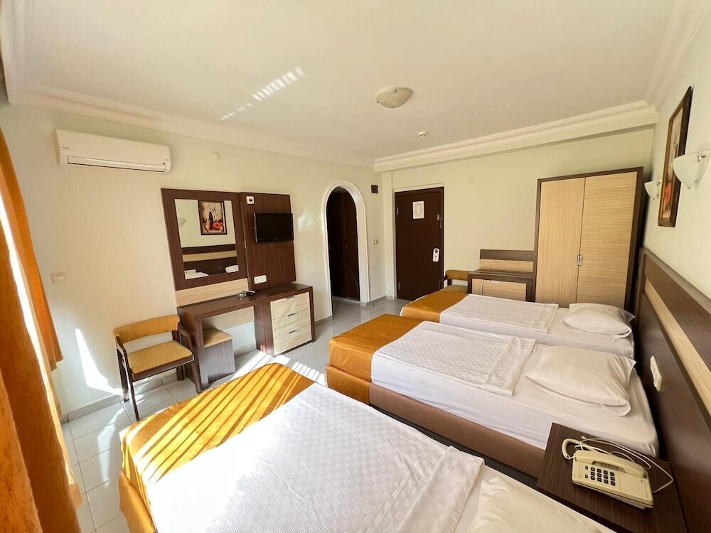 2 Bedrooms Standard Family room with balcony Kleopatra Ada Hotel
