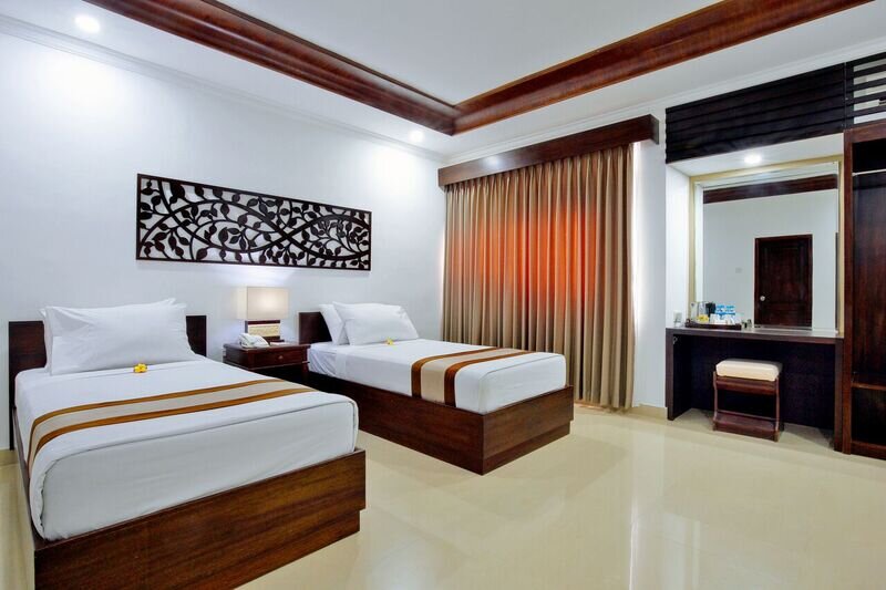 Номер Deluxe Dewi Sri Hotel