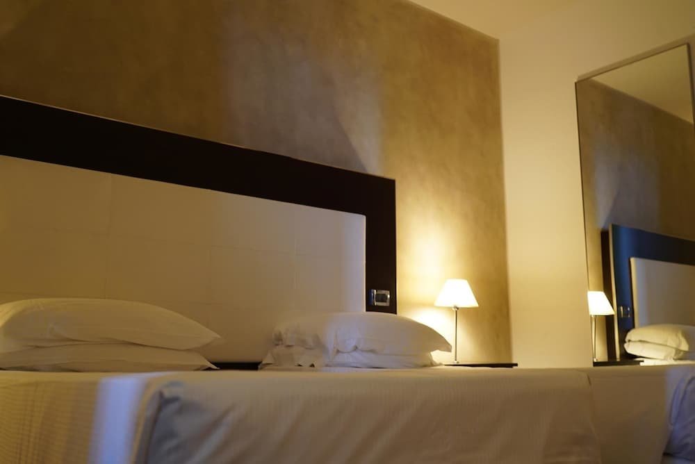 Klassisch Dreier Zimmer 1 Schlafzimmer Cremona Palace Hotel