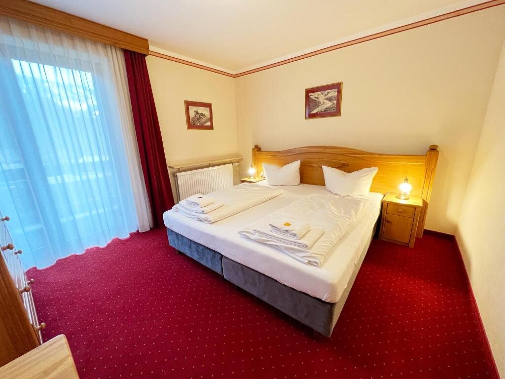 Standard Double room Hotel Gundl Alm