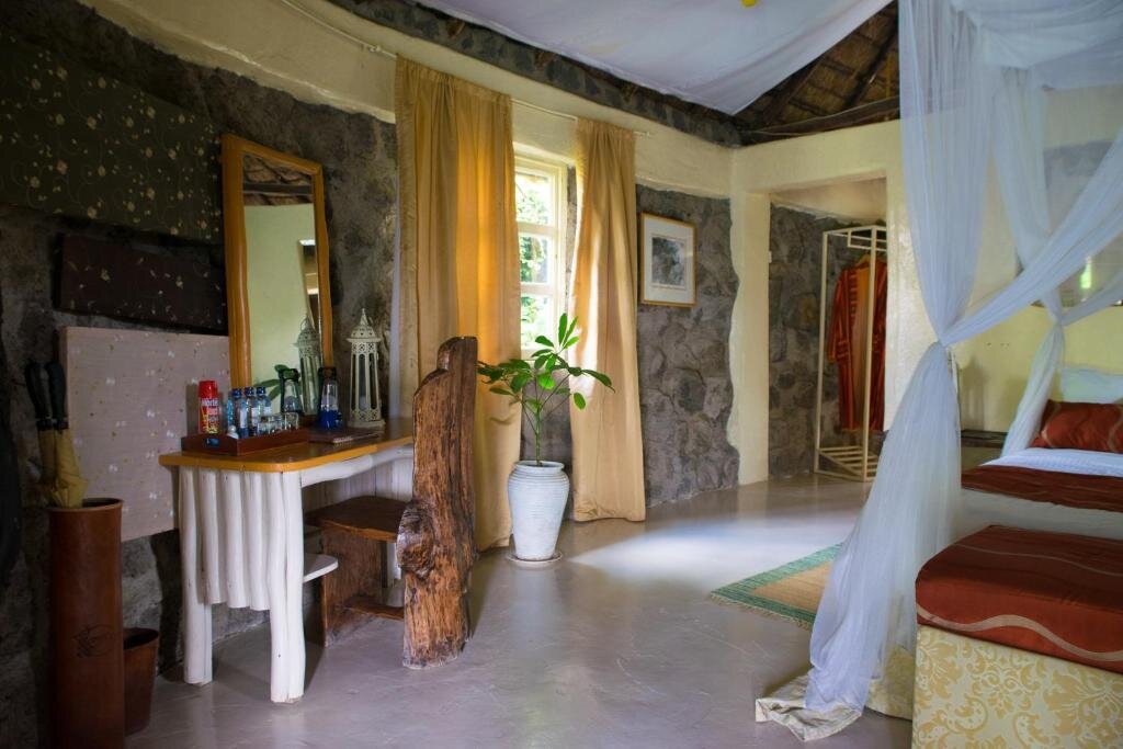 Standard Doppel Zimmer mit Blick Mbweha Camp Lake Nakuru