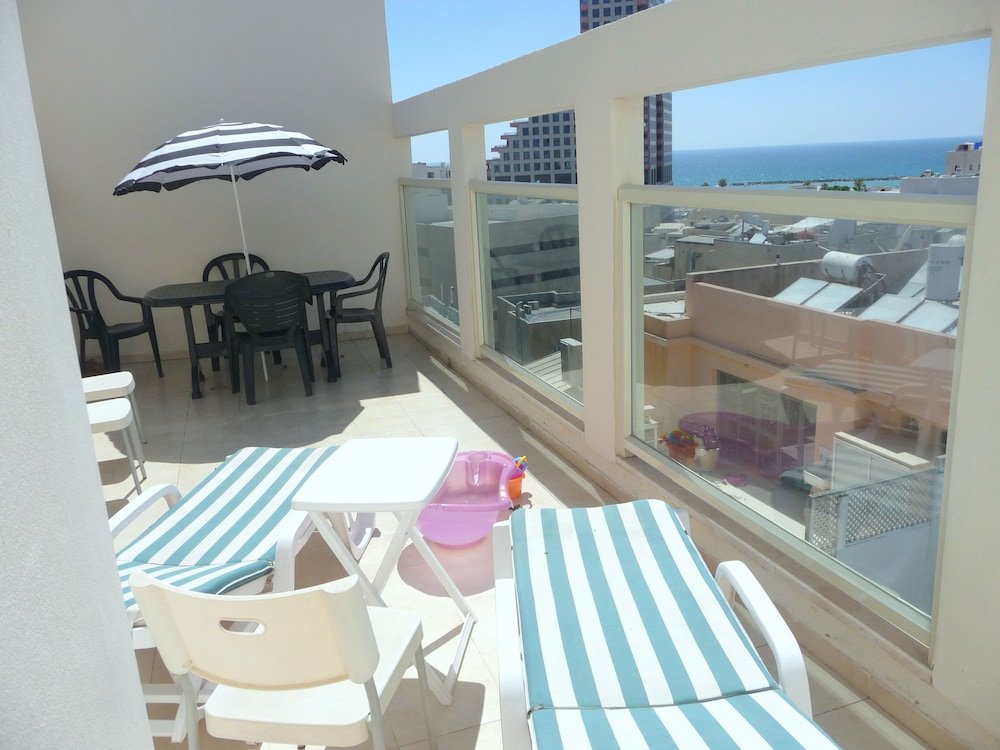 Standard Duplex room with balcony and with sea view Elena Apartments