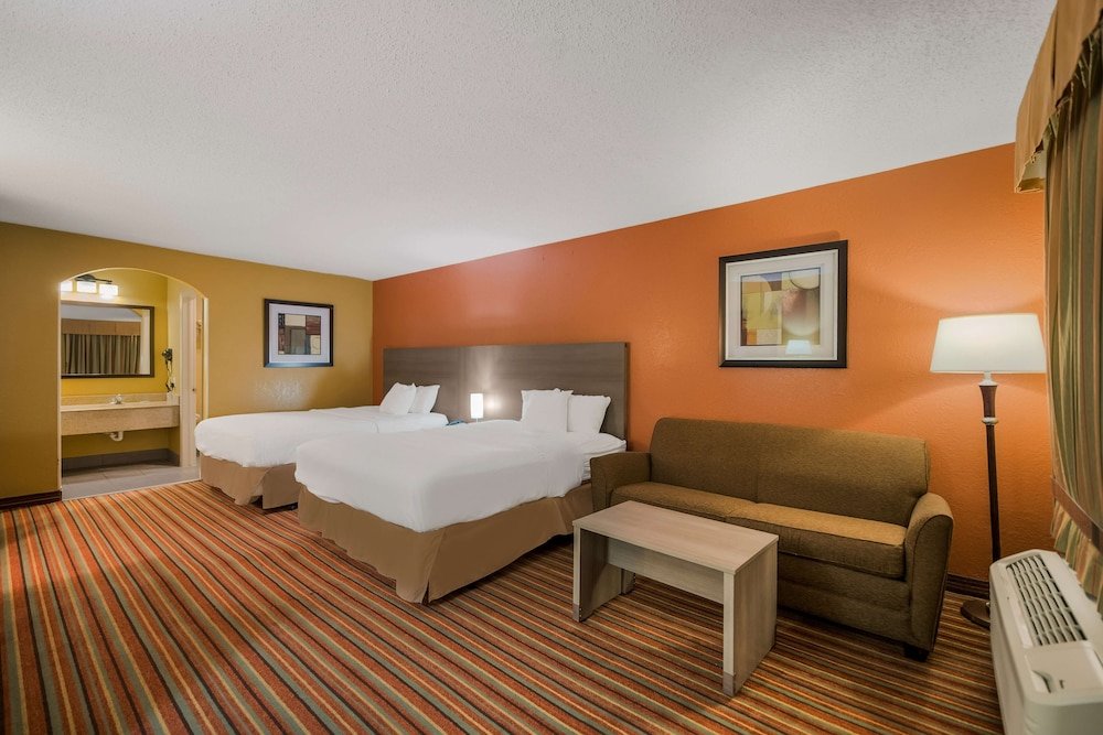 Standard Zimmer SureStay Hotel by Best Western Mt Pleasant