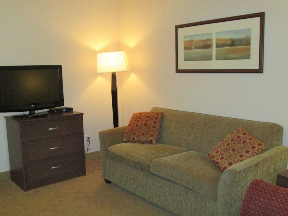 Одноместный люкс Country Inn & Suites by Radisson, Calgary-Northeast