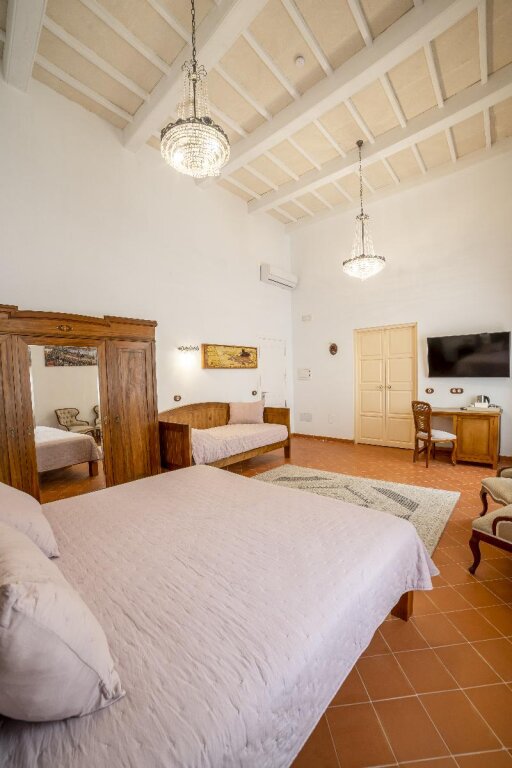 Comfort room Seranova Luxury Hotel