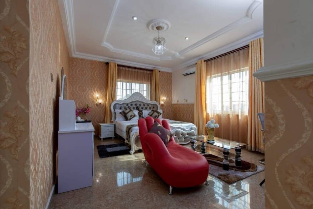 Люкс Royal Ag Hotels & Suites