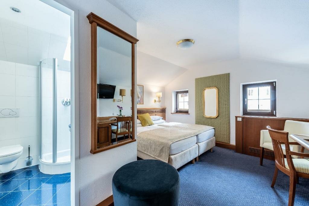 2 Bedrooms Standard Triple room Hotel Mondschein