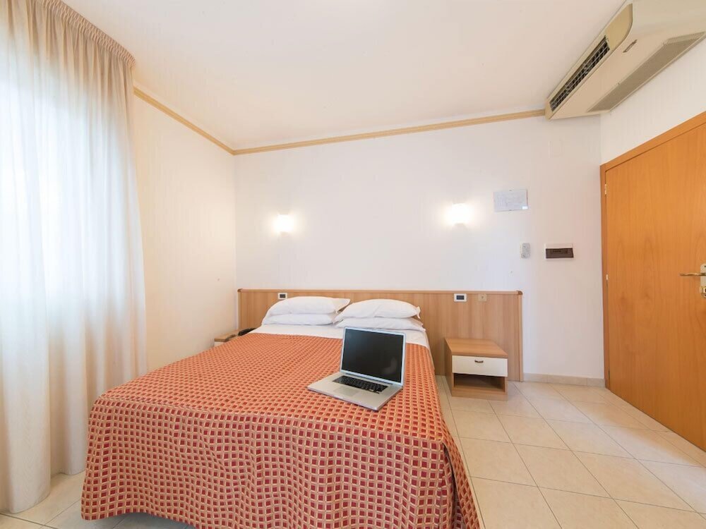 Standard Double room Ristorante Hotel Lucia - 100 mt dal mare