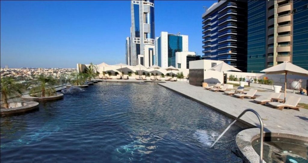 The tower plaza hotel dubai