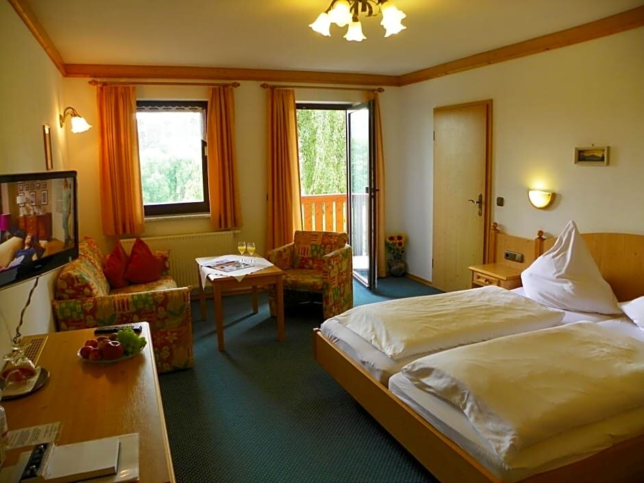 Confort chambre Landhotel Steigerwaldhaus