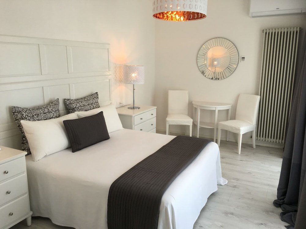 Premium Doppel Zimmer mit Balkon Hotel La Perla