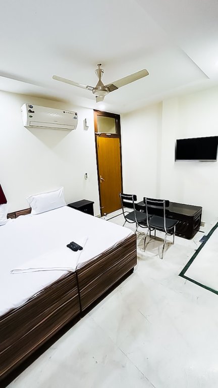 Номер Deluxe Roomshala 138 Hotel Tourist palace