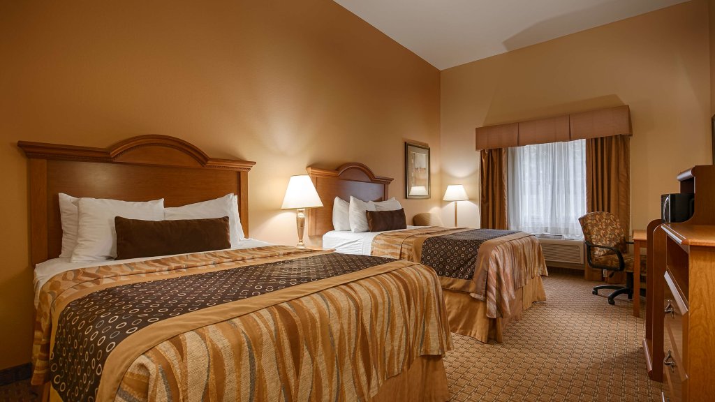 Standard quadruple chambre Best Western Plus New Caney Inn & Suites