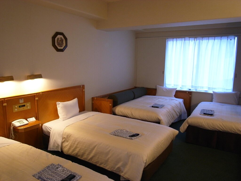 Standard Quadruple room Hotel Kizankan