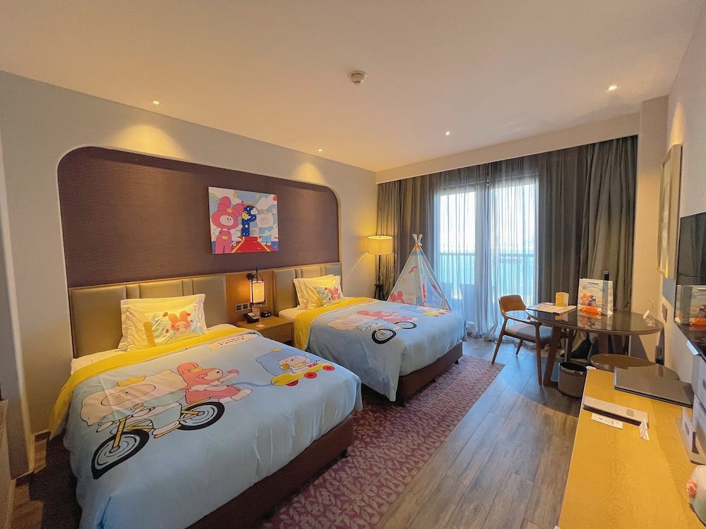 Premium double chambre avec balcon Crowne Plaza Qingdao Oriental Movie Metropolis, an IHG Hotel