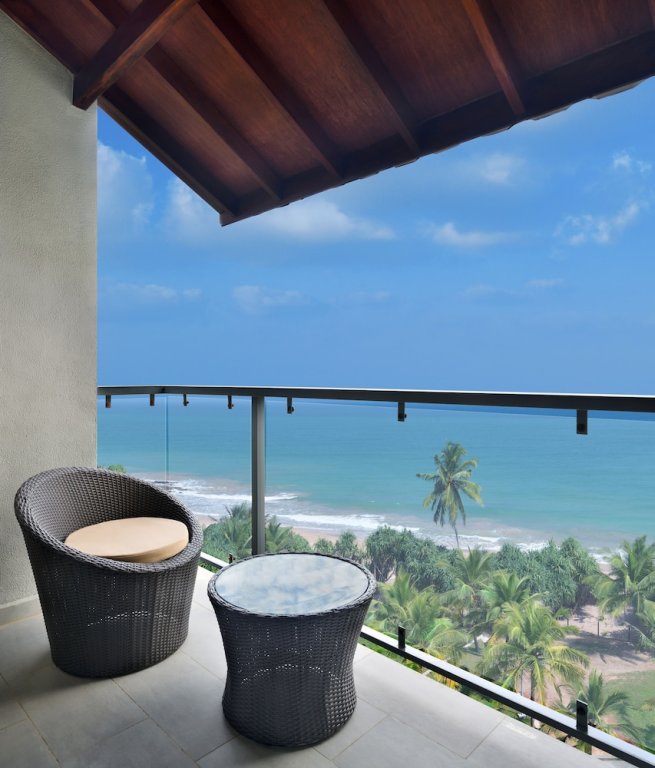 Двухместный номер Standard с балконом и с видом на океан Sheraton Kosgoda Turtle Beach Resort