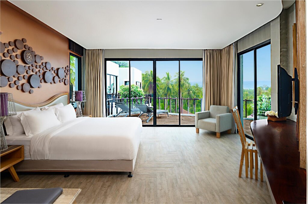 Номер Grand с красивым видом из окна The Tarna Align Resort - SHA Plus