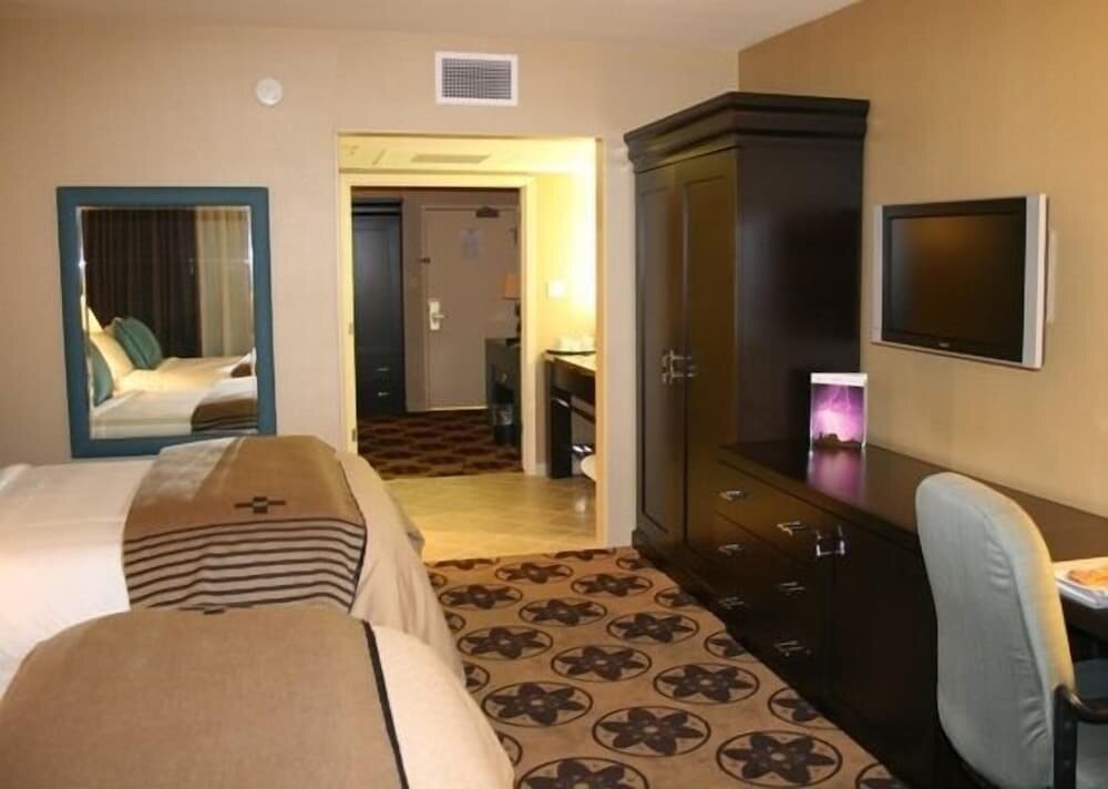 Suite cuádruple con balcón Prescott Resort