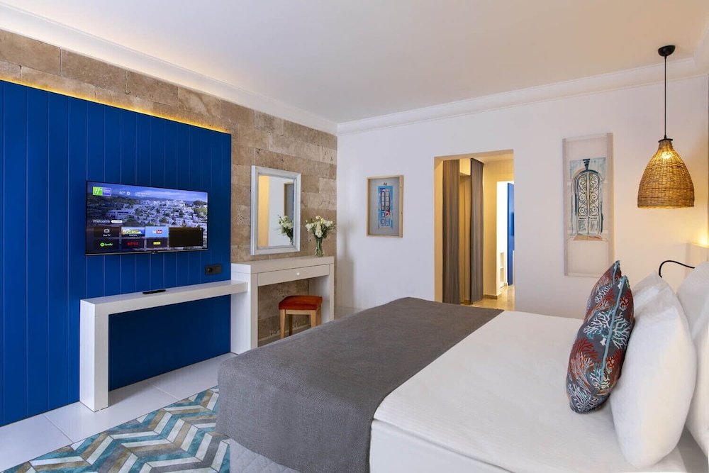 Camera Premium con balcone e con vista mare Holiday Inn Resort Bodrum, an IHG Hotel