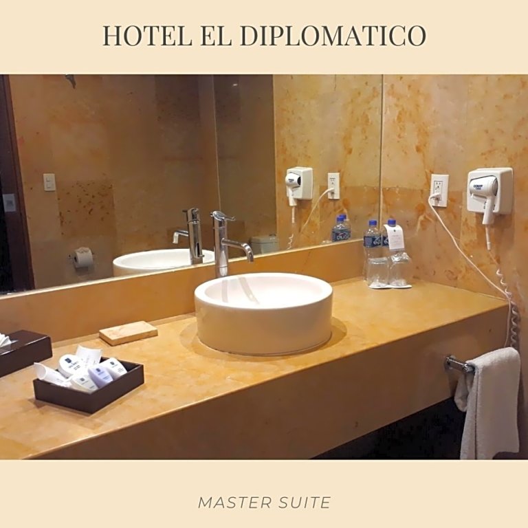 Полулюкс Standard El Diplomatico Hotel