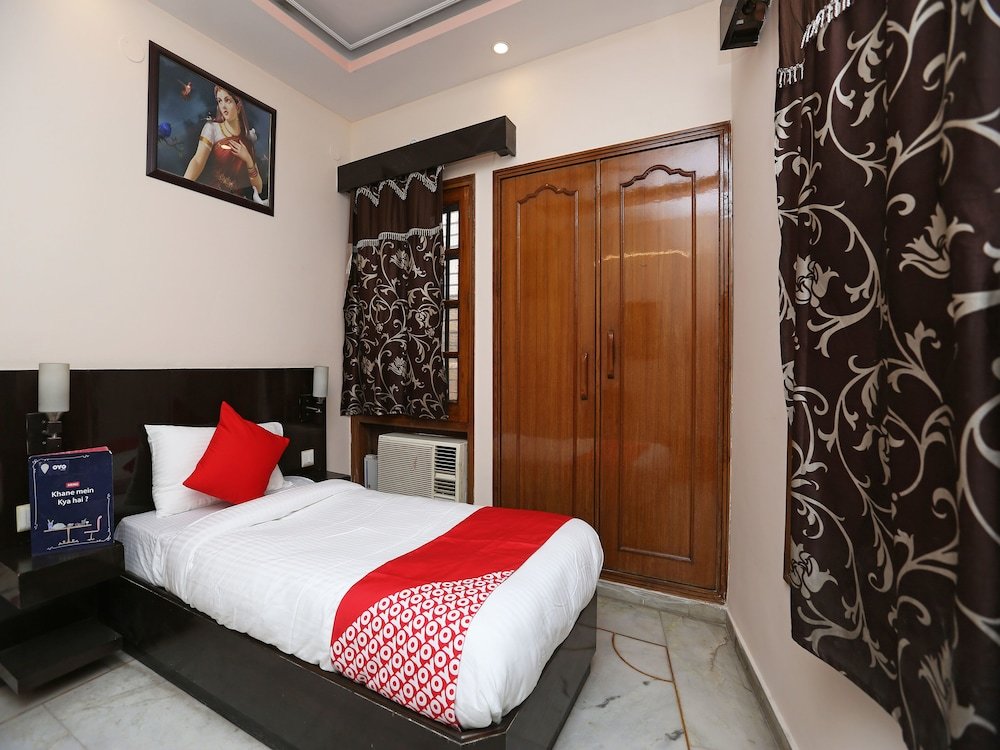 Standard Zimmer OYO 14390 Hotel Samrat