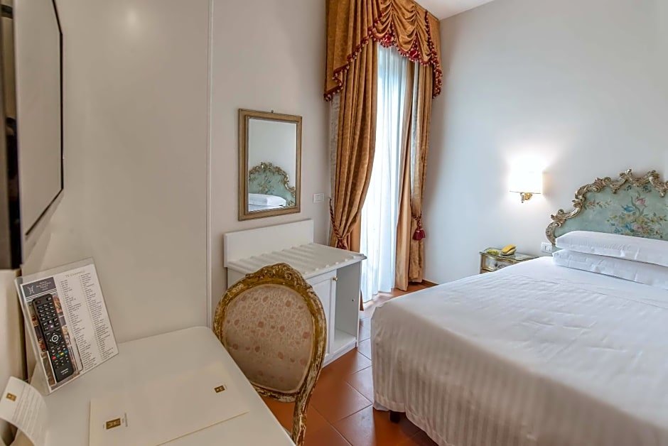 Superior room Hotel Machiavelli Palace