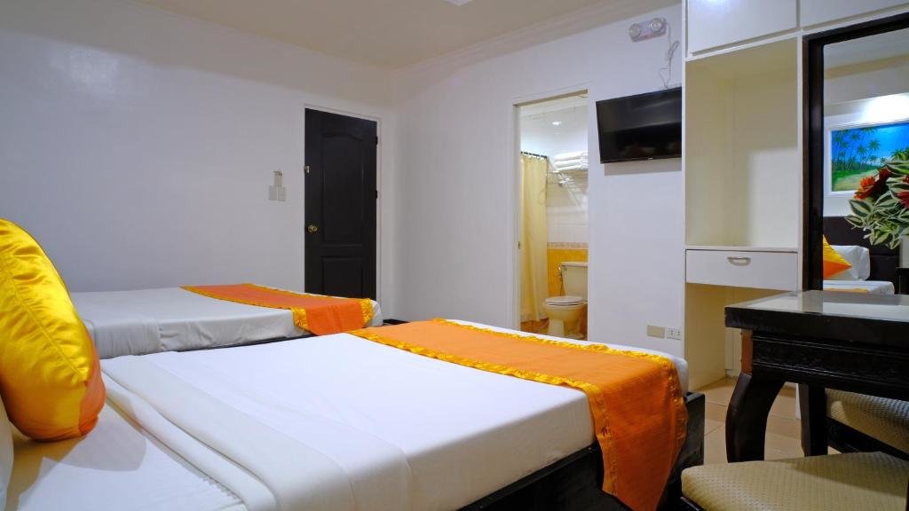Deluxe room Boracay Holiday Resort