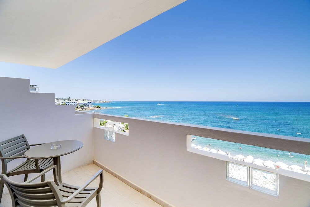 Standard Doppel Zimmer mit Balkon und mit Meerblick Evelyn Beach Hotel