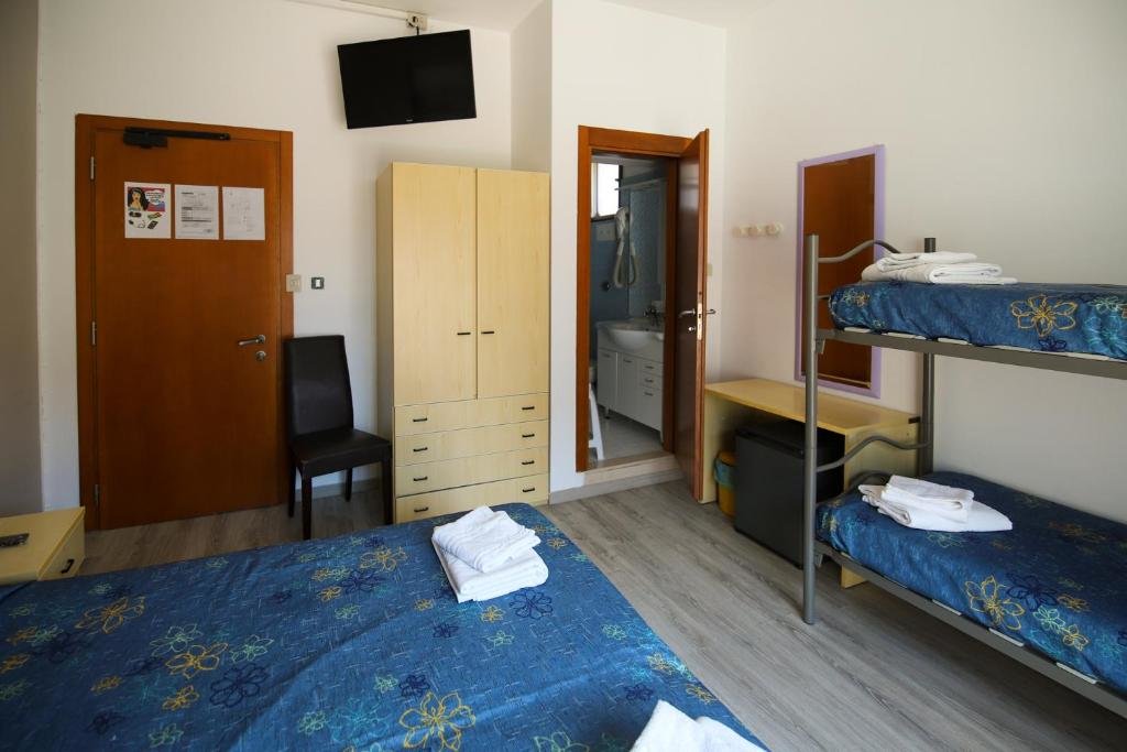 Standard quadruple chambre Hotel Danubio