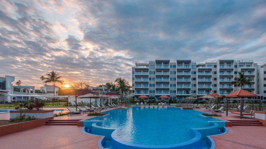 Номер Standard Мансарда с 2 комнатами с видом на море Hotel Verde Zanzibar - Azam Luxury Resort and Spa