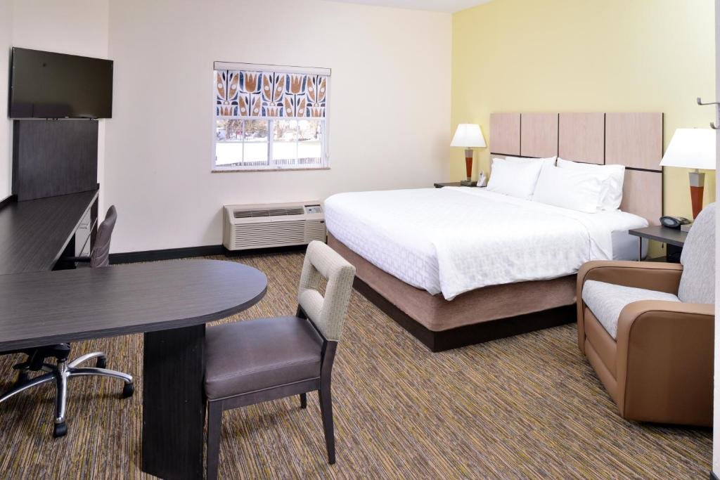 Другое Candlewood Suites Winchester, an IHG Hotel