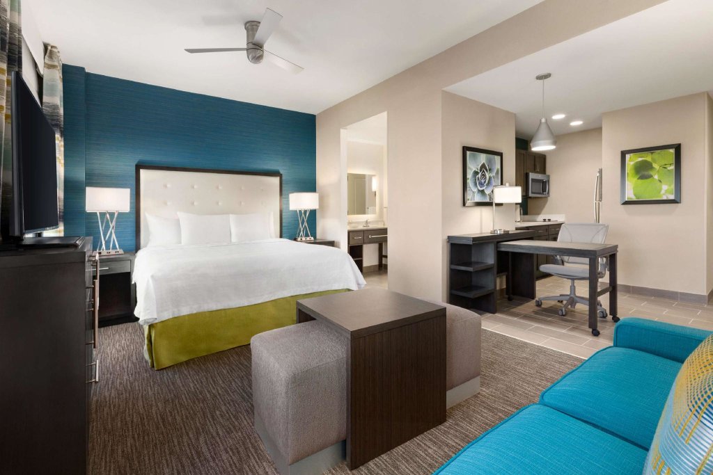 Двухместная студия Mobility / Hearing Accessible with tub Homewood Suites By Hilton Charlotte Southpark