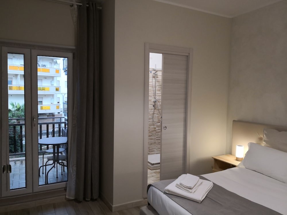 Camera doppia Comfort 1 camera da letto con vista sulla città Michelangelo Home B&B