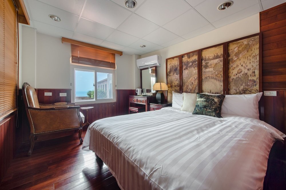 Superior Double room with partial sea view H& Jiufen The Dragon Inn