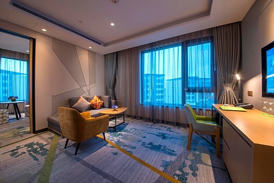 Suite familiar Holiday Inn Hangzhou Airport Zone, an IHG Hotel