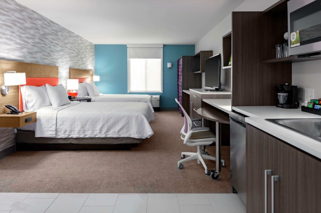 Двухместный люкс Home2 Suites By Hilton North Charleston University Blvd