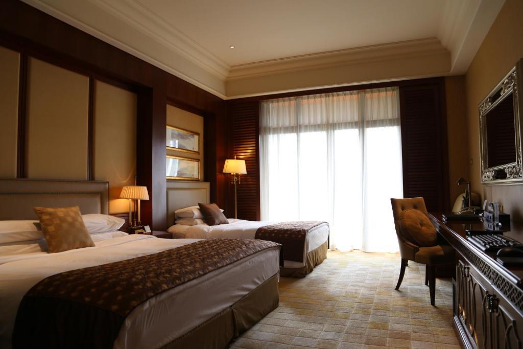 Standard Familie Zimmer mit Balkon Dongjiao State Guest Hotel