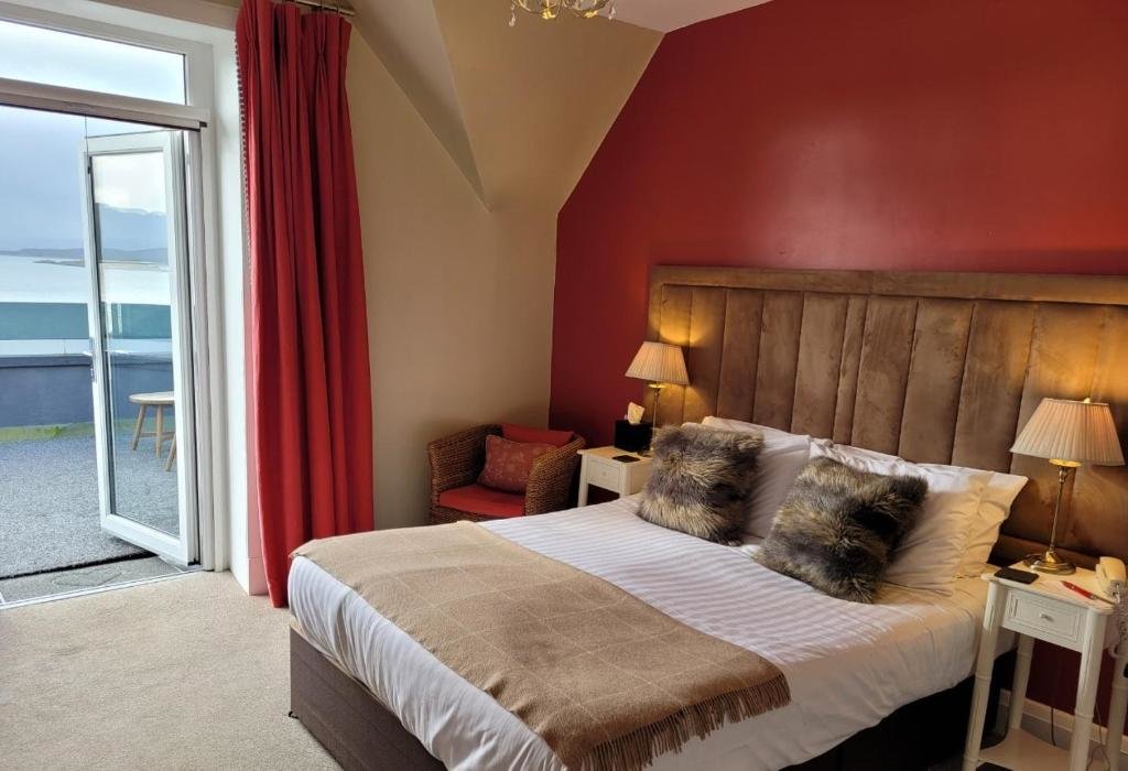 Standard Double room with balcony Loch Melfort Hotel