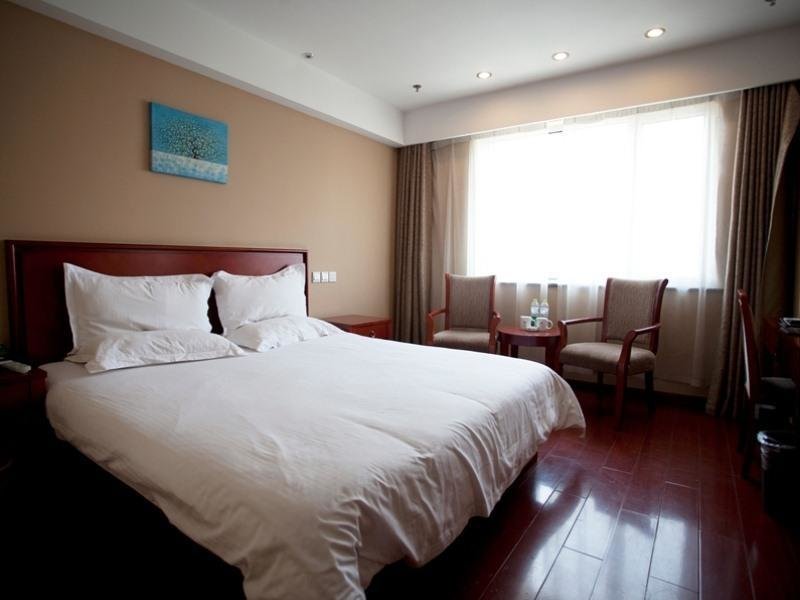 Двухместный номер Standard GreenTree Inn Shandong Rizhao East Haiqu Road Business Hotel